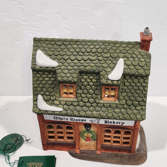 Vintage Rare 80s Department 56 White Horse Bakery Porcelain Lighted Building - Picture 8 of 10